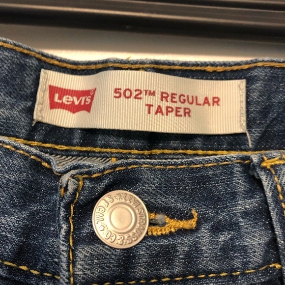 Levi’s 502 Regular Tapor Distressed Dark Wash Jeans - Picture 4 of 6